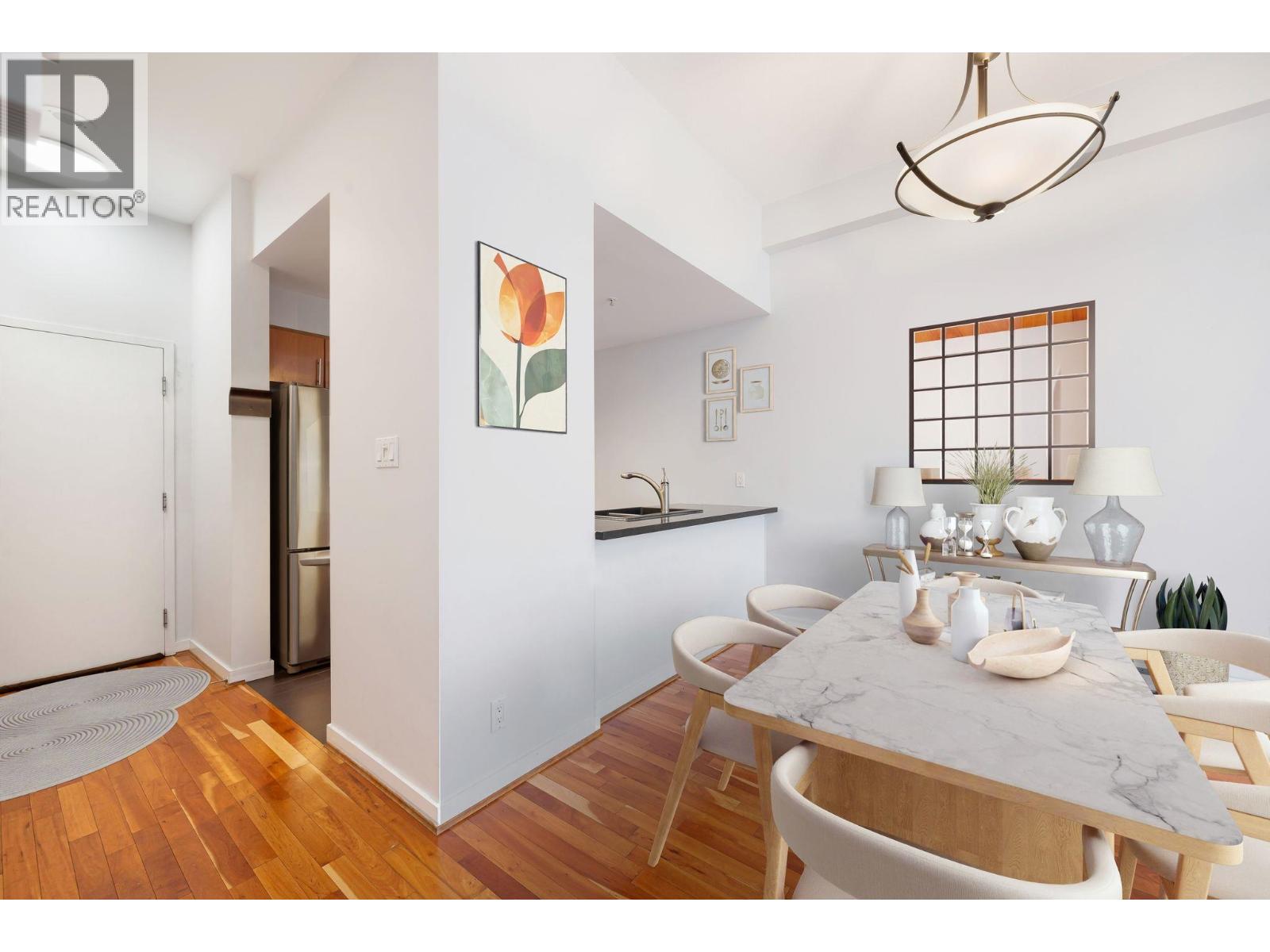 Photo 5 of 133 Aquarius Mews, Vancouver BC