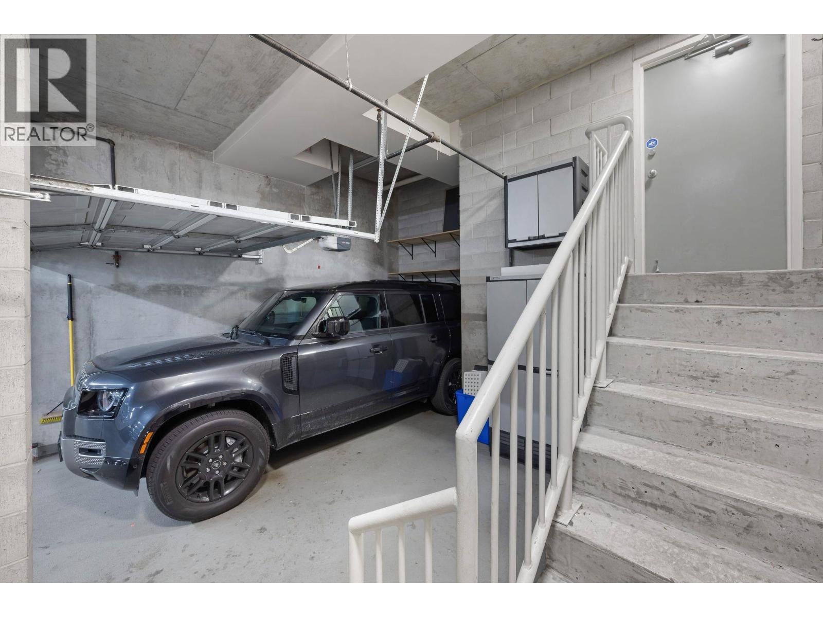 Photo 8 of 133 Aquarius Mews, Vancouver BC