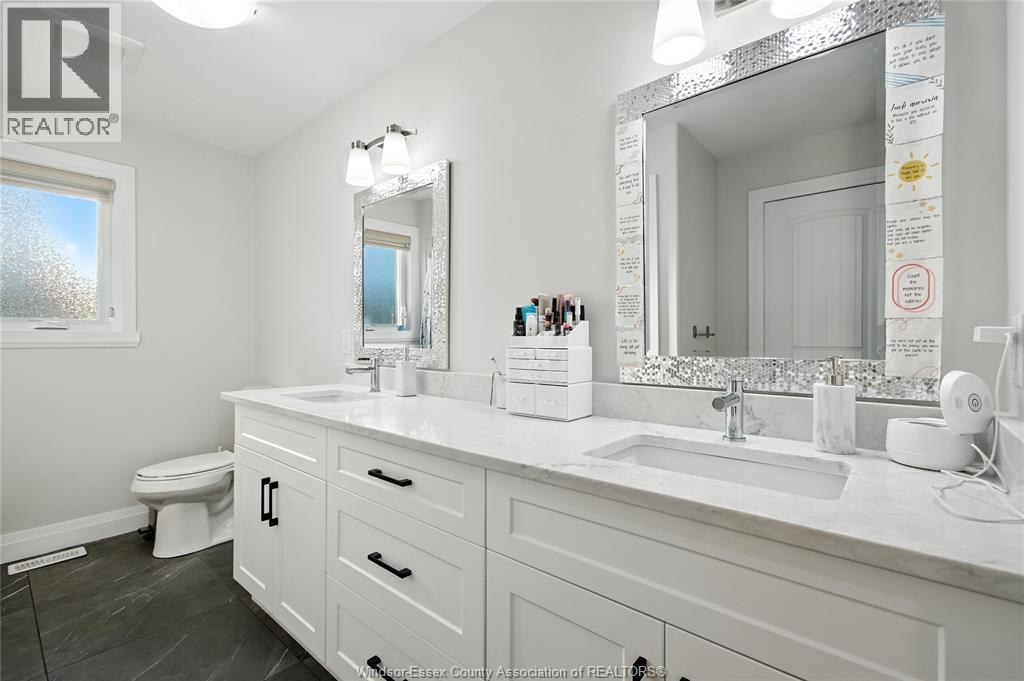 Photo 26 of 27 Kingsbridge Drive, Amherstburg ON