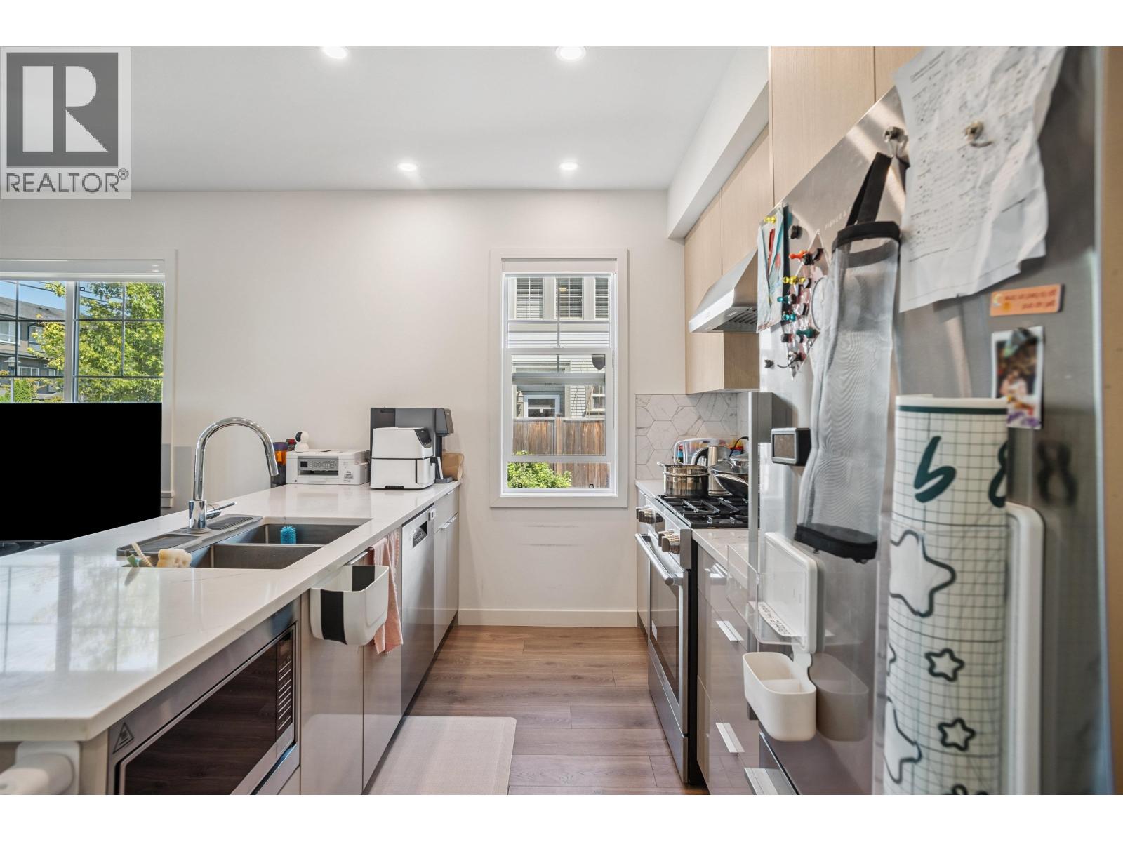 1 7780 BRIDGE STREET, Richmond