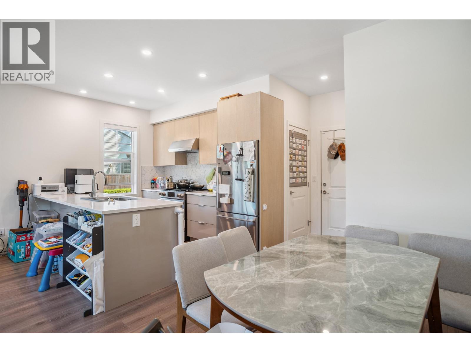 1 7780 BRIDGE STREET, Richmond