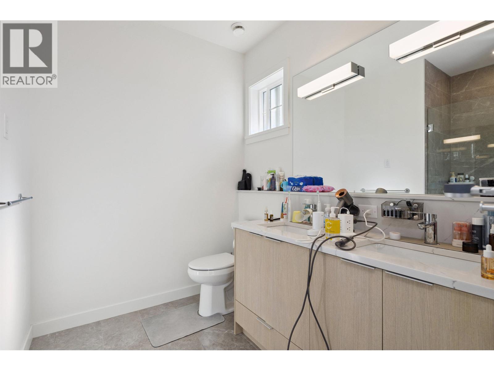 1 7780 BRIDGE STREET, Richmond