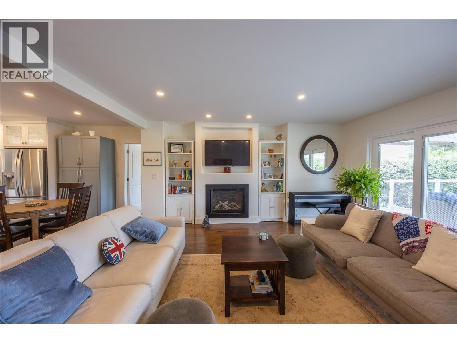 5609 Yarrow Street, Oliver