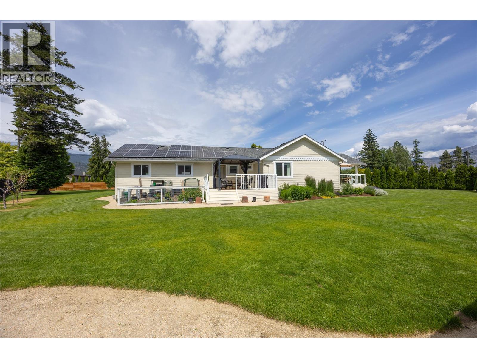  5609 Yarrow Street, Oliver