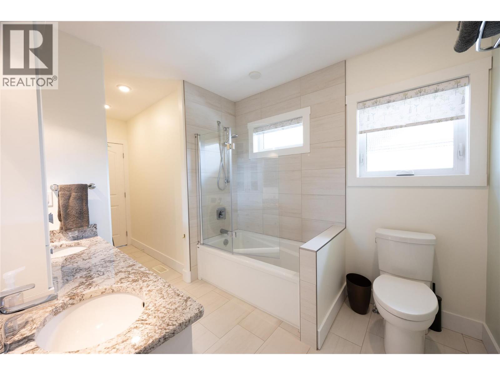  5609 Yarrow Street, Oliver