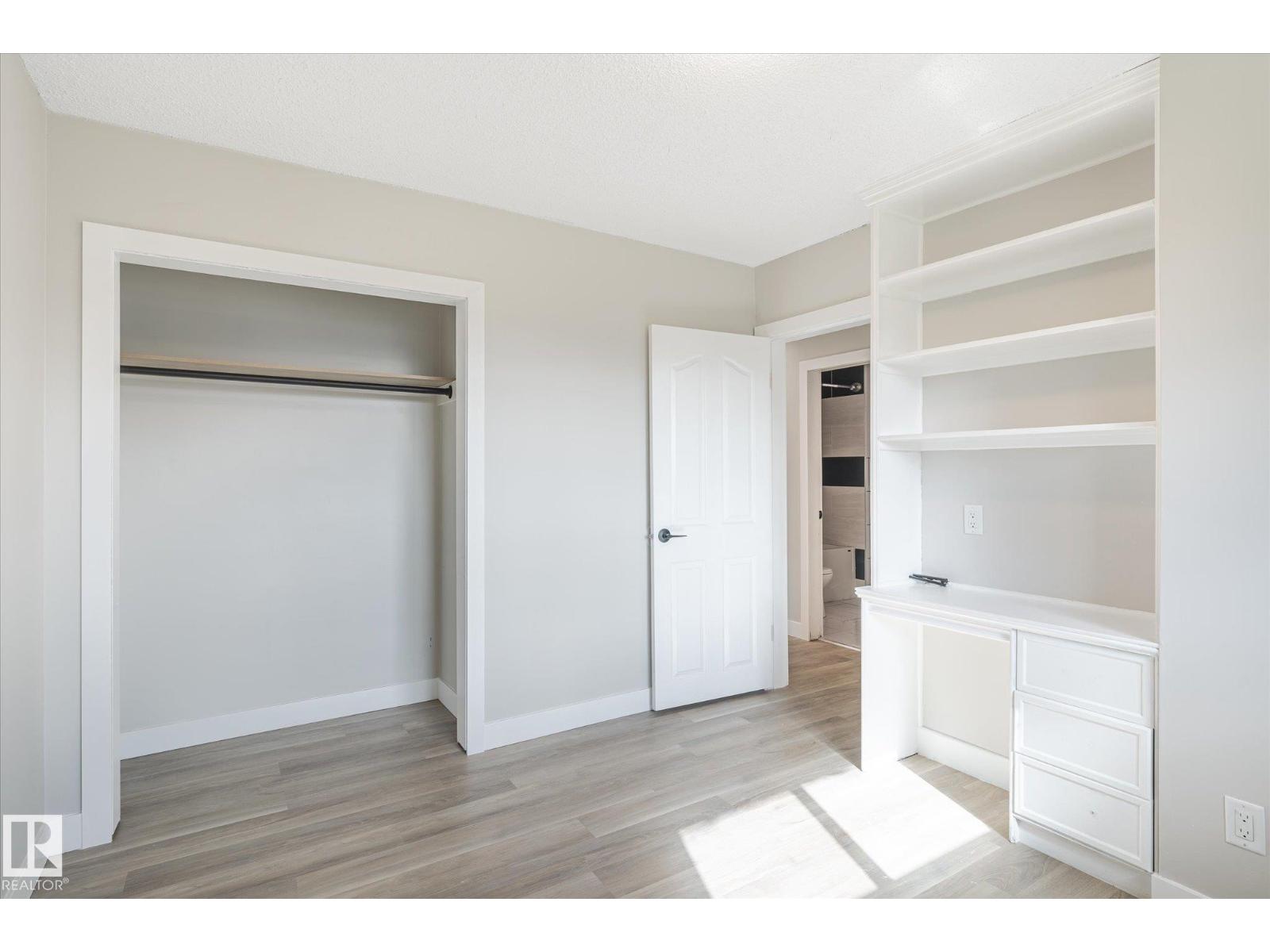 Photo 4 of 13543 139 St Nw, Edmonton AB