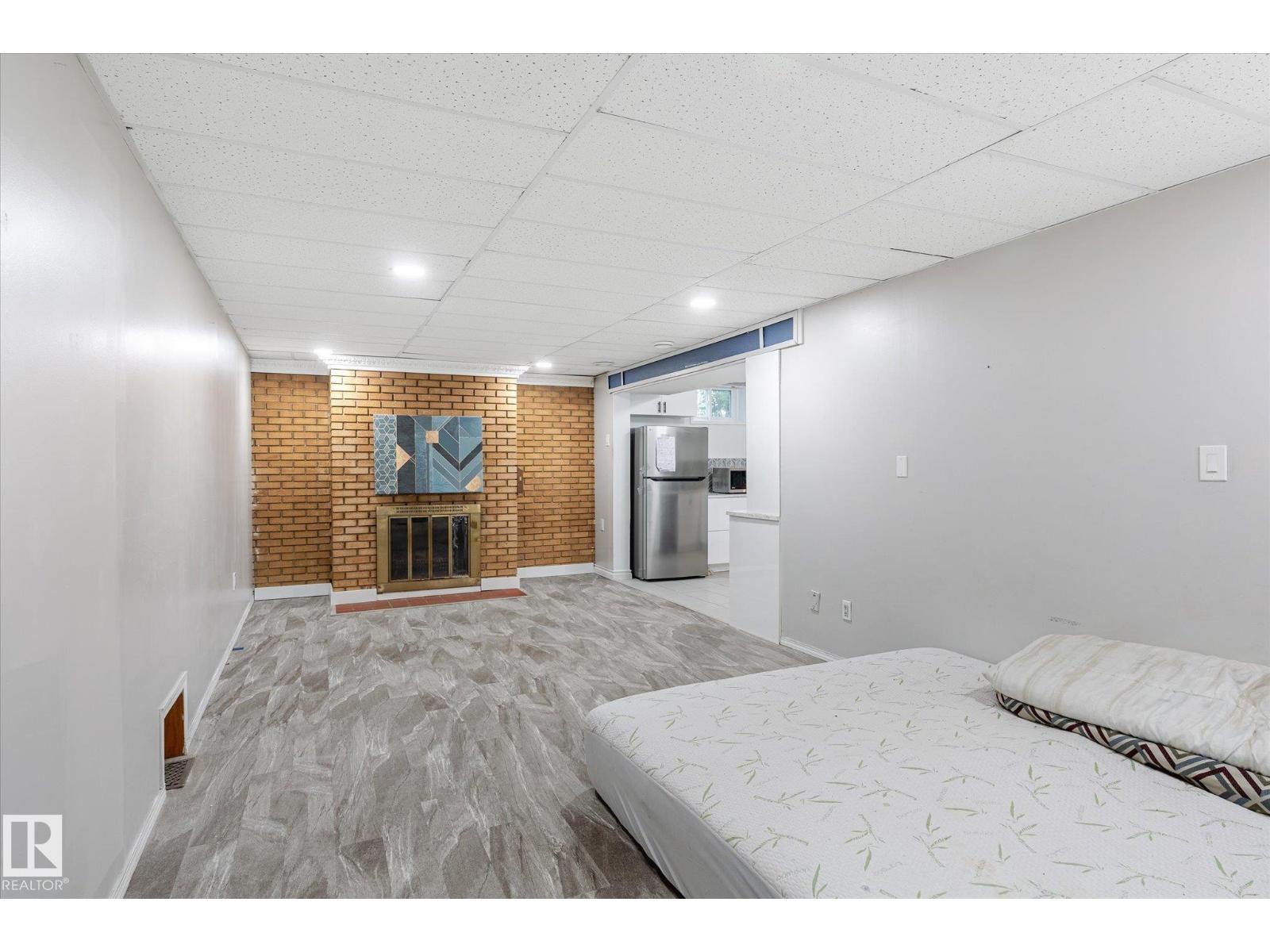Photo 31 of 13543 139 St Nw, Edmonton AB