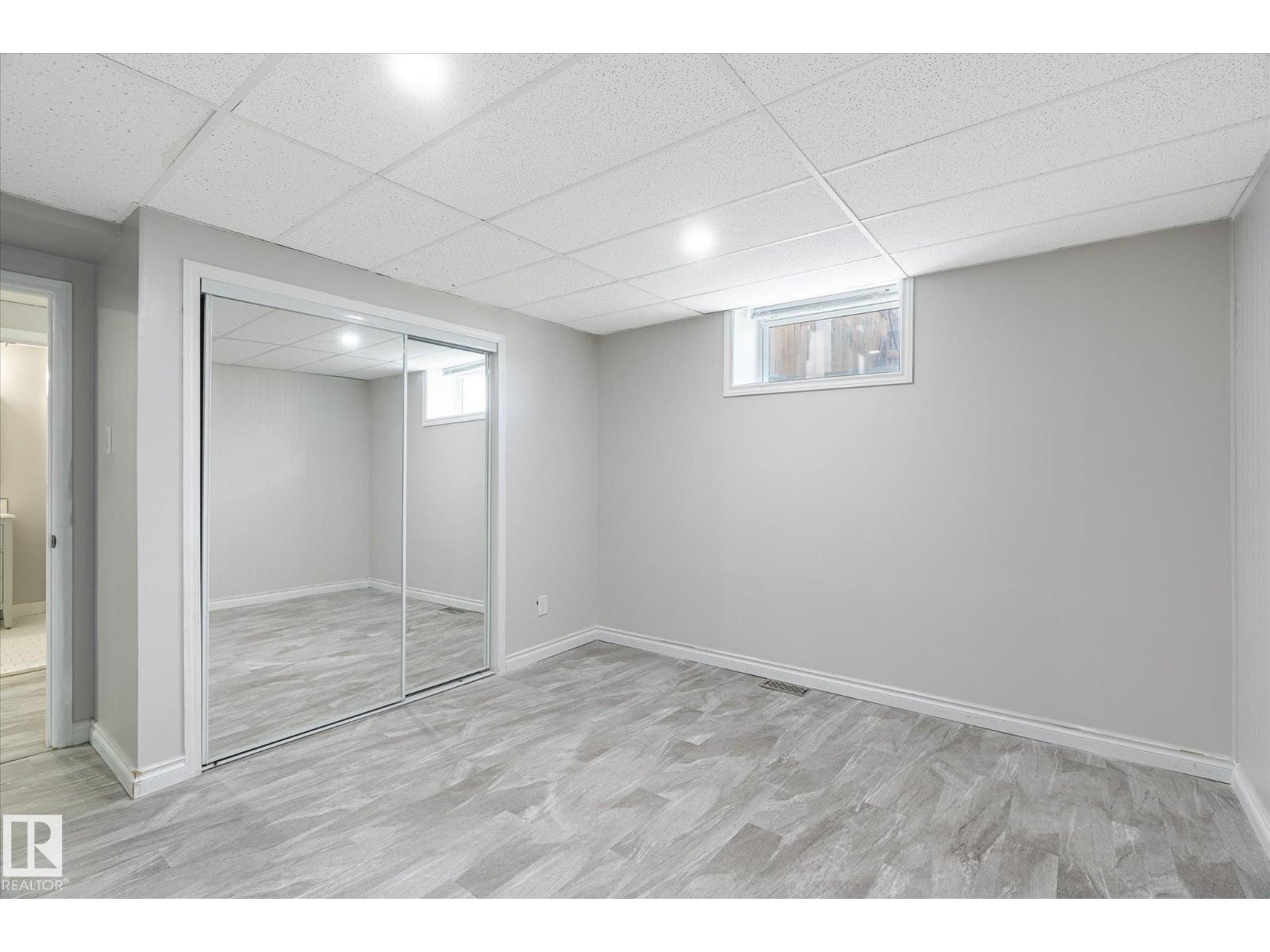 Photo 28 of 13543 139 St Nw, Edmonton AB