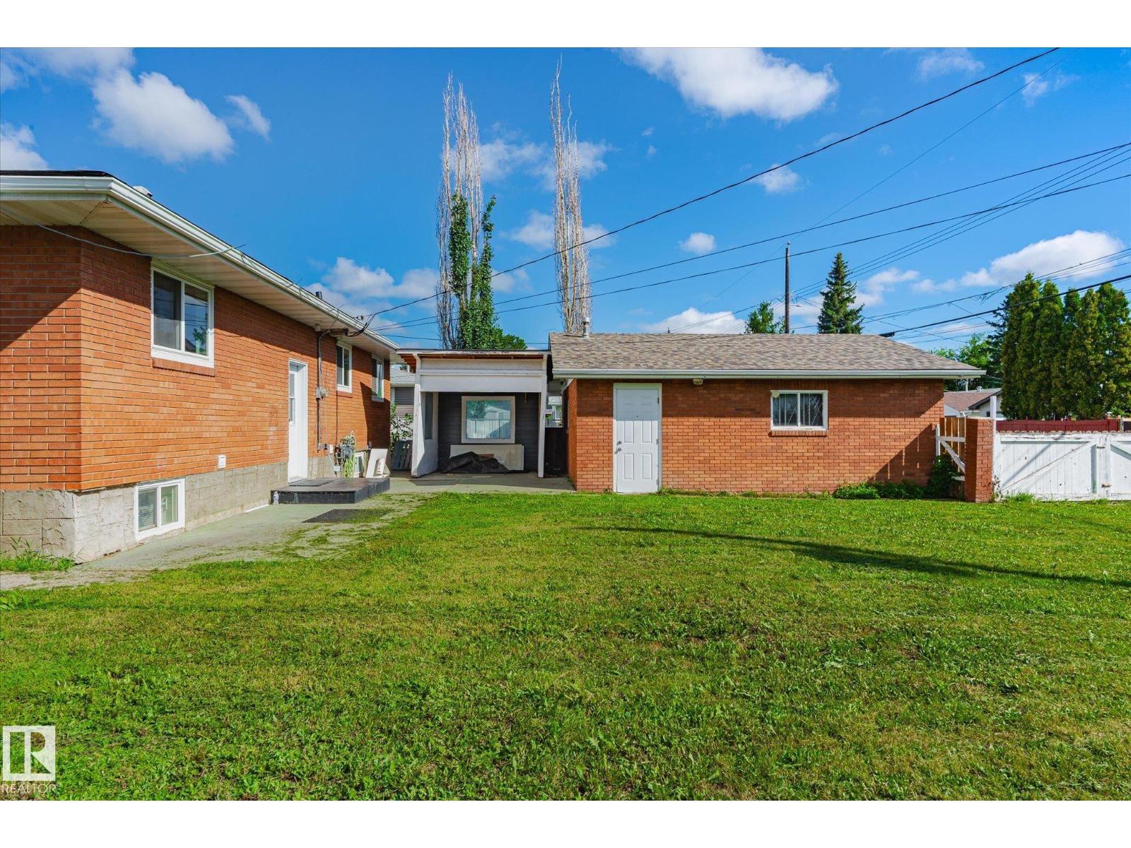 Photo 51 of 13543 139 St Nw, Edmonton AB