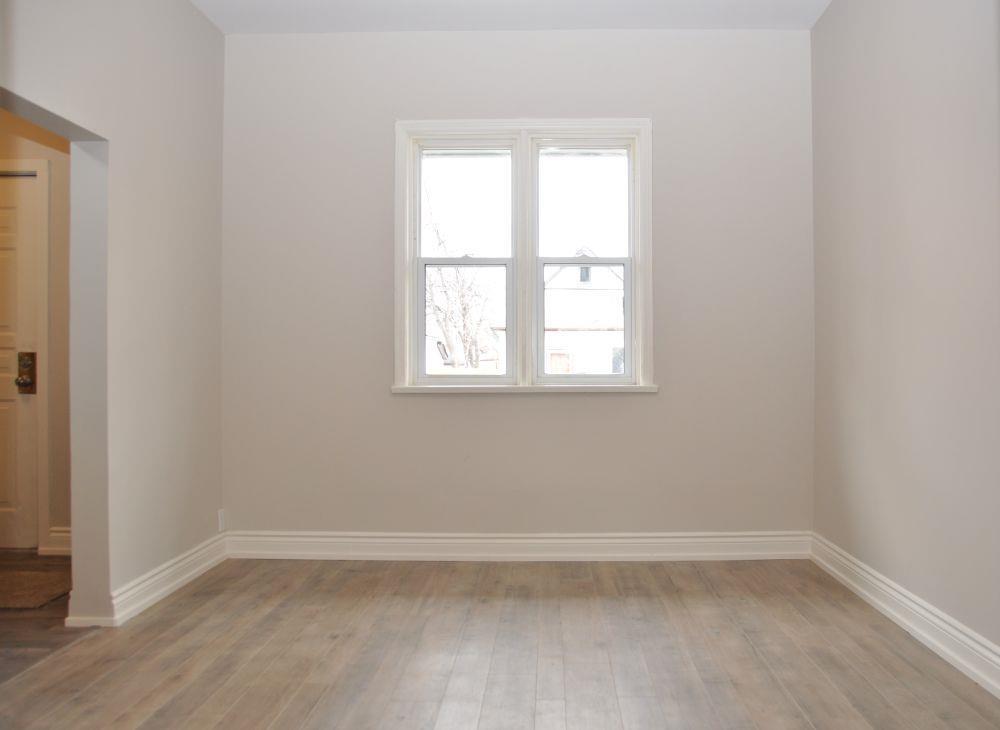 Photo 10 of 455 Manitoba Avenue, Winnipeg MB