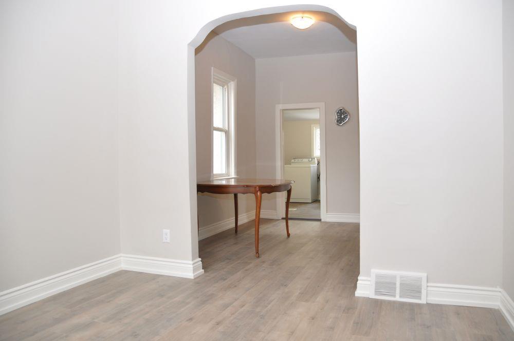 Photo 6 of 455 Manitoba Avenue, Winnipeg MB
