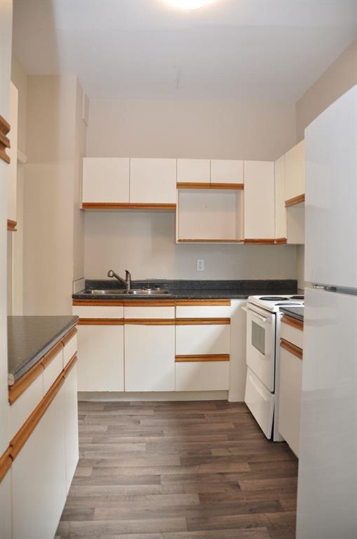 Photo 14 of 455 Manitoba Avenue, Winnipeg MB