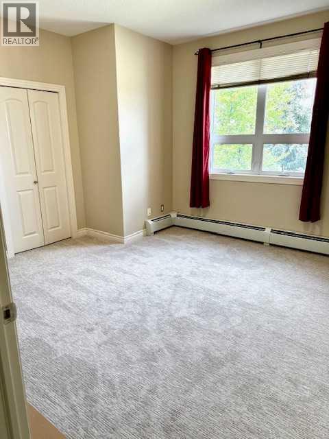 Single Family House Low rise for Sale in   Val Gardena View SW Springbank Hill Calgary 
