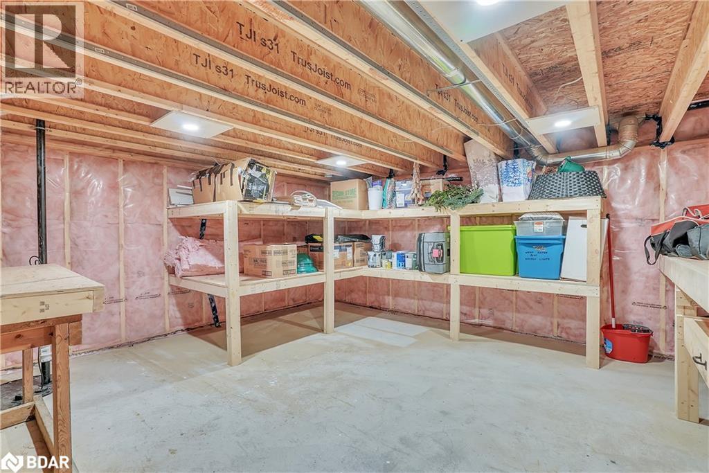 Photo 36 of 125 Dundonald Street, Barrie ON