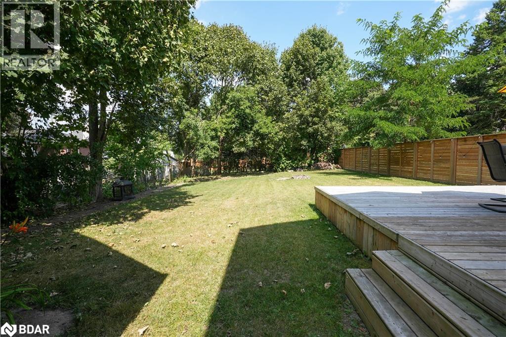 Photo 44 of 125 Dundonald Street, Barrie ON