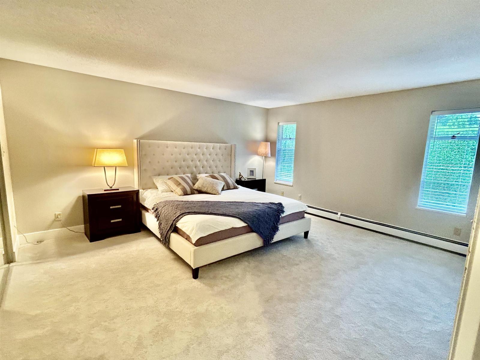 Photo 31 of 15837 Pacific Avenue, White Rock BC
