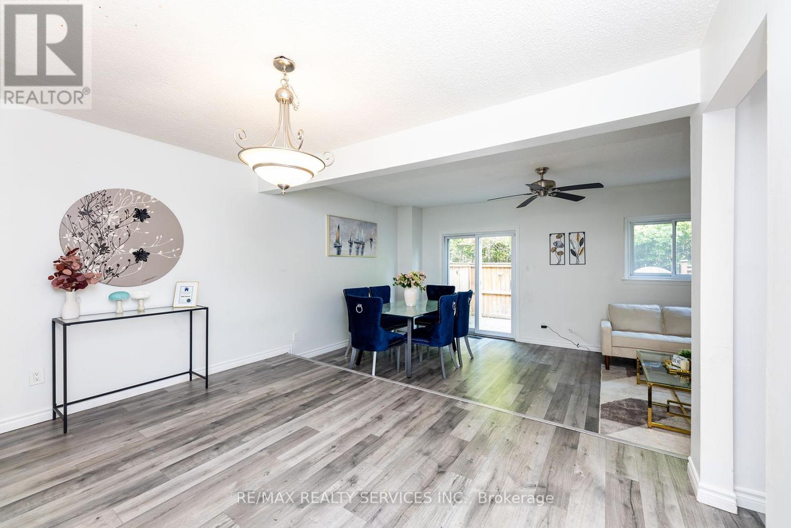 Photo 13 of Unit 3 1306 Guelph Line, Burlington ON