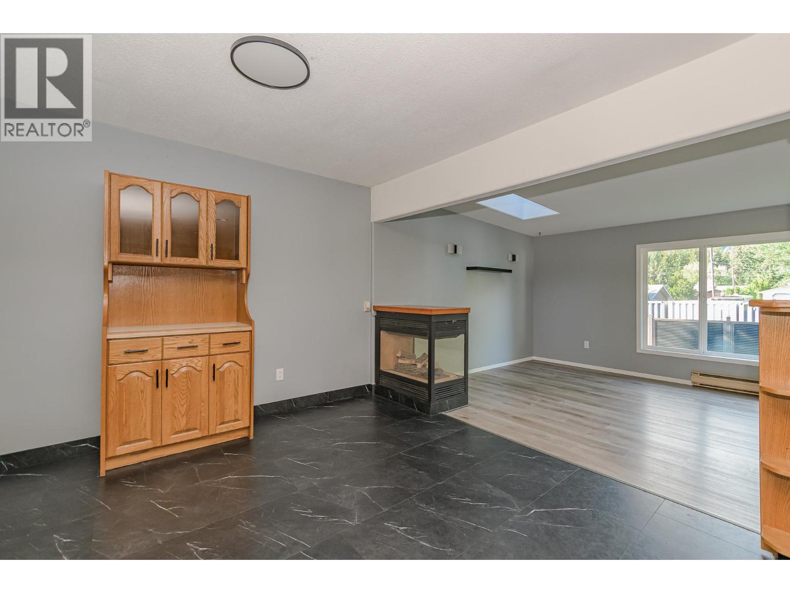 Photo 29 of 714 Maple Street, Sicamous BC