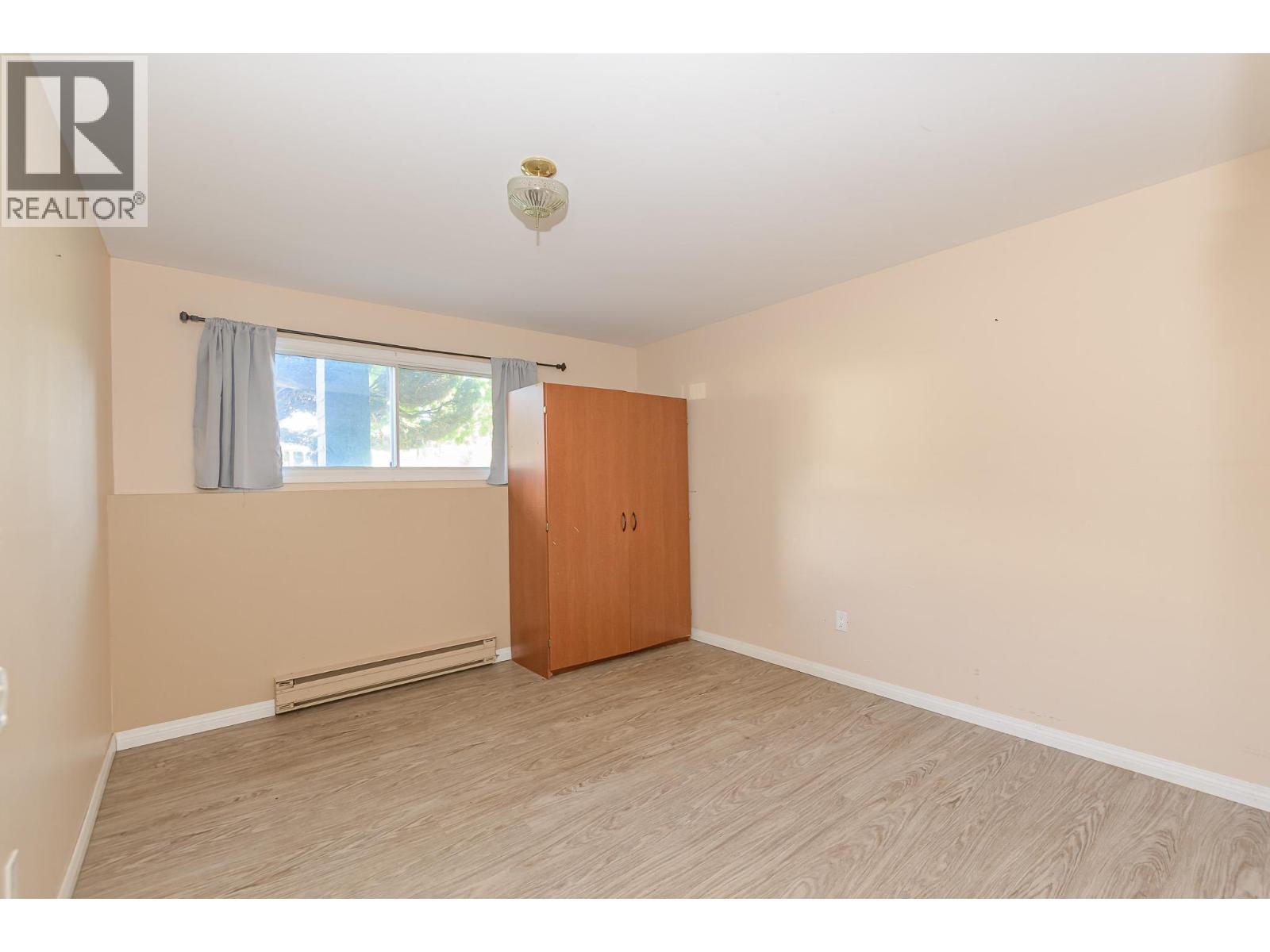 Photo 21 of 714 Maple Street, Sicamous BC