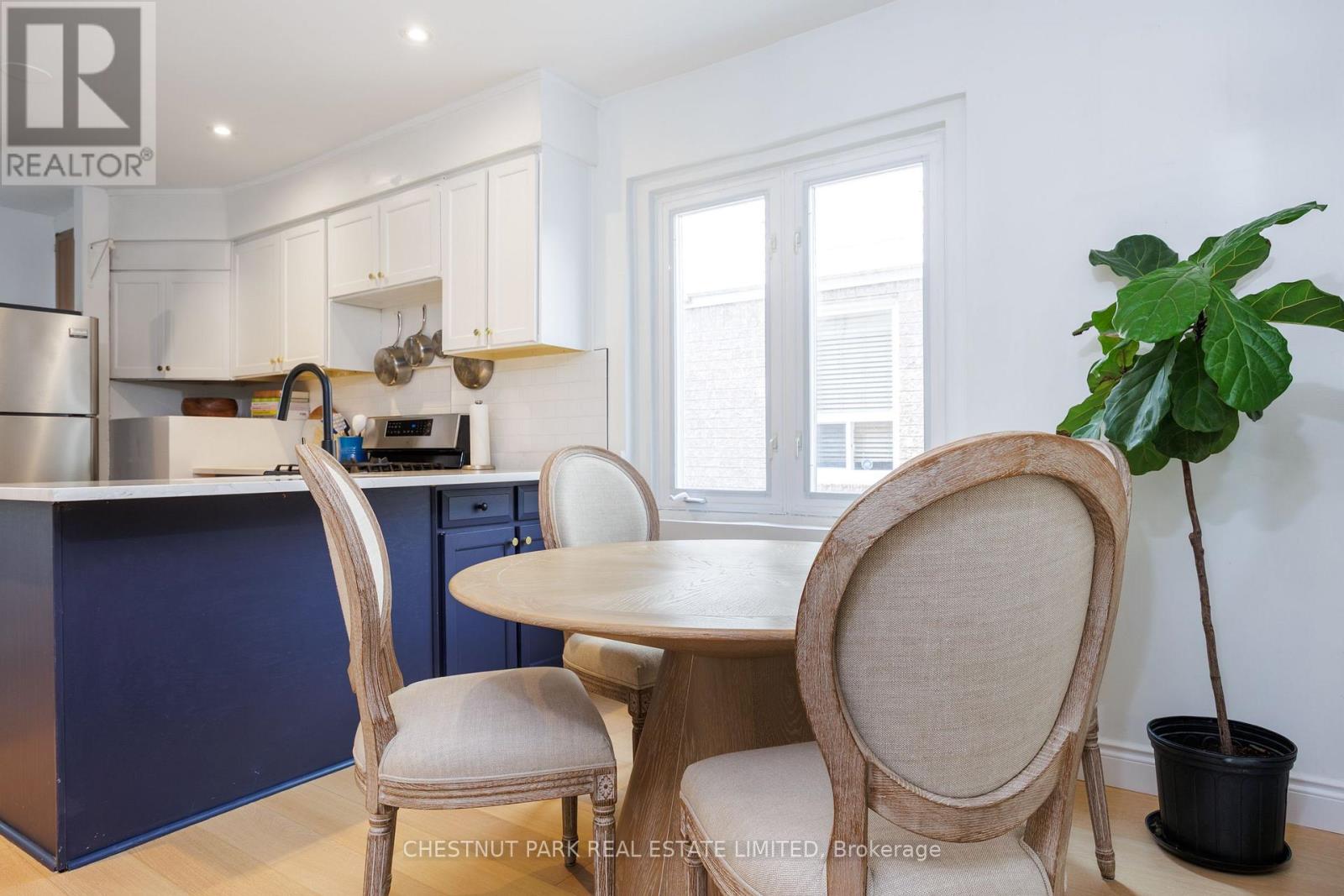 Photo 5 of 154 Cedric Avenue, Toronto ON