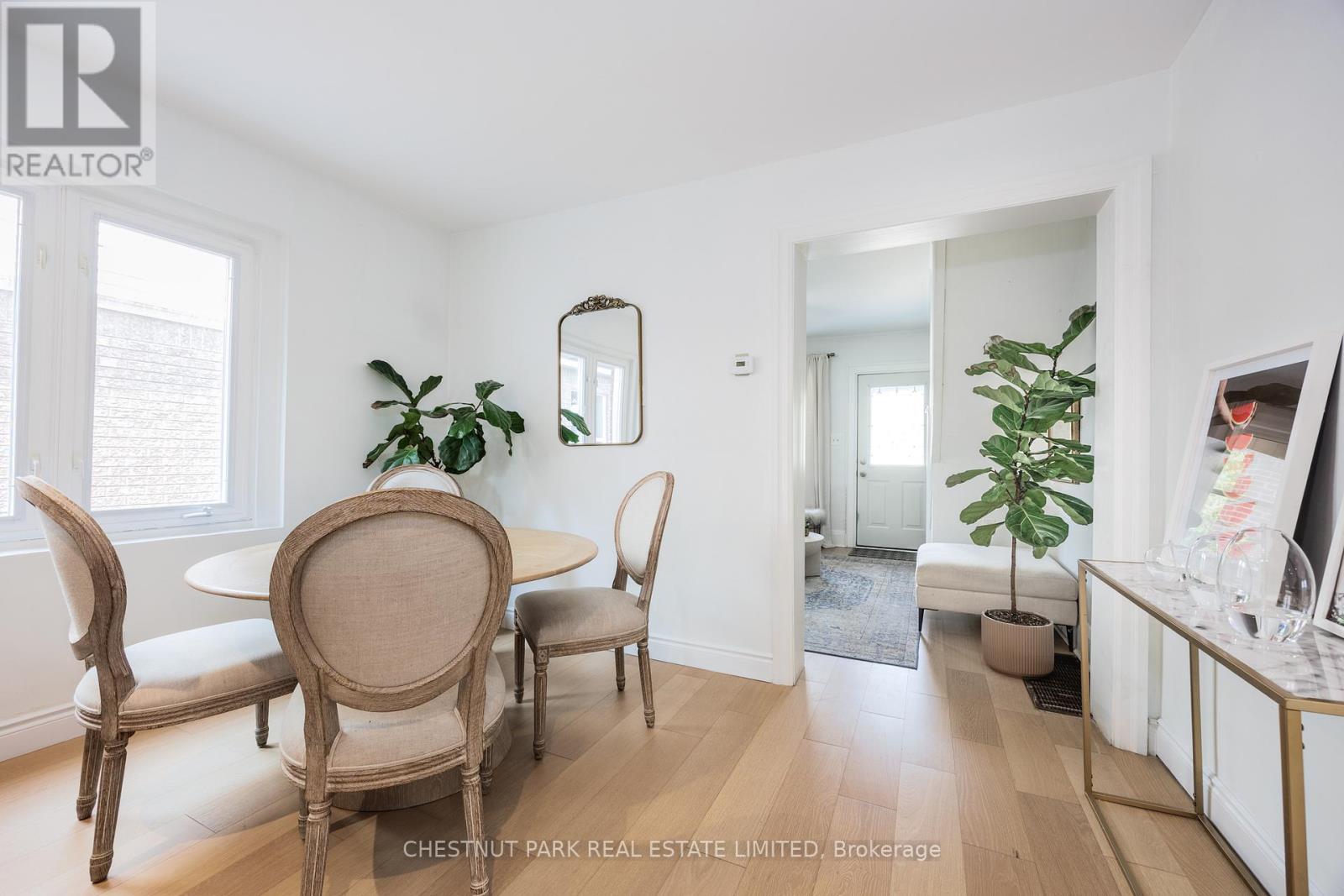 Photo 6 of 154 Cedric Avenue, Toronto ON