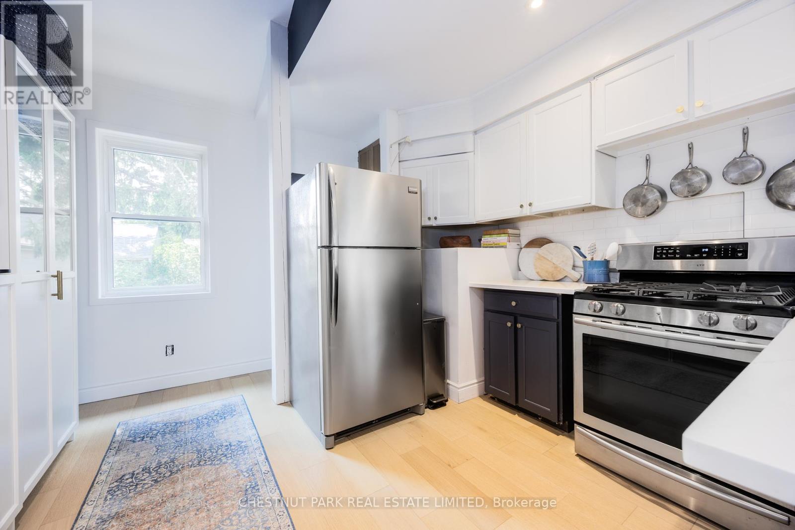 Photo 8 of 154 Cedric Avenue, Toronto ON