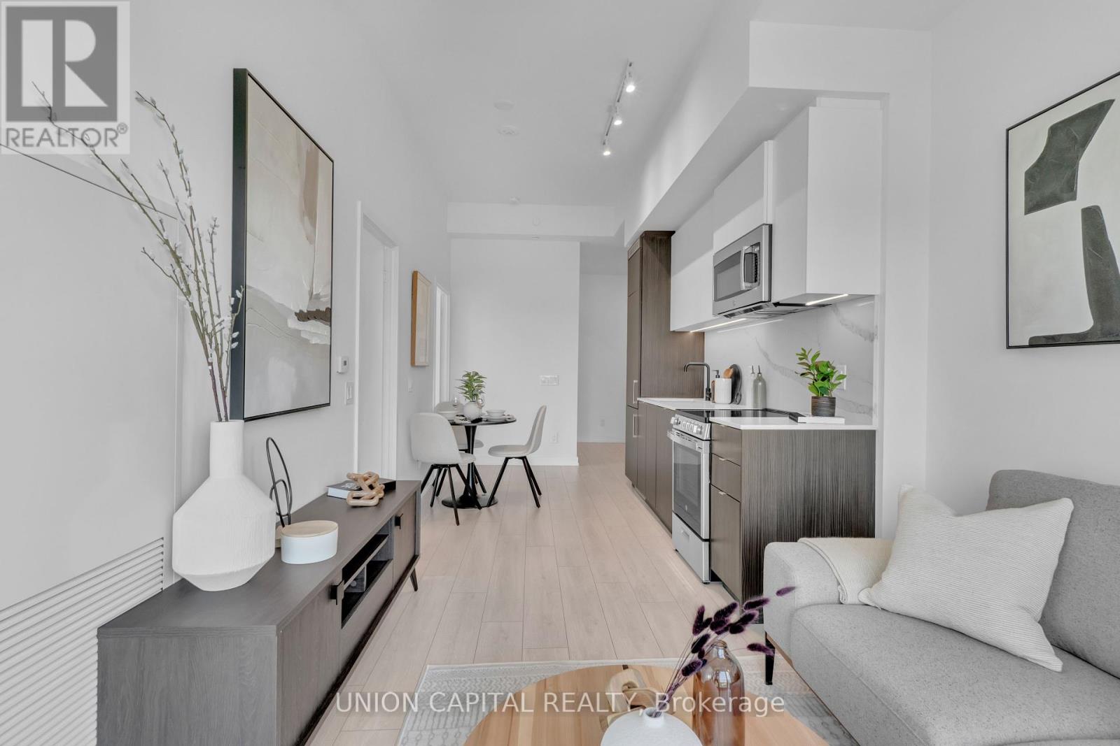 Photo 4 of 308 500 Dupont Street, Toronto ON