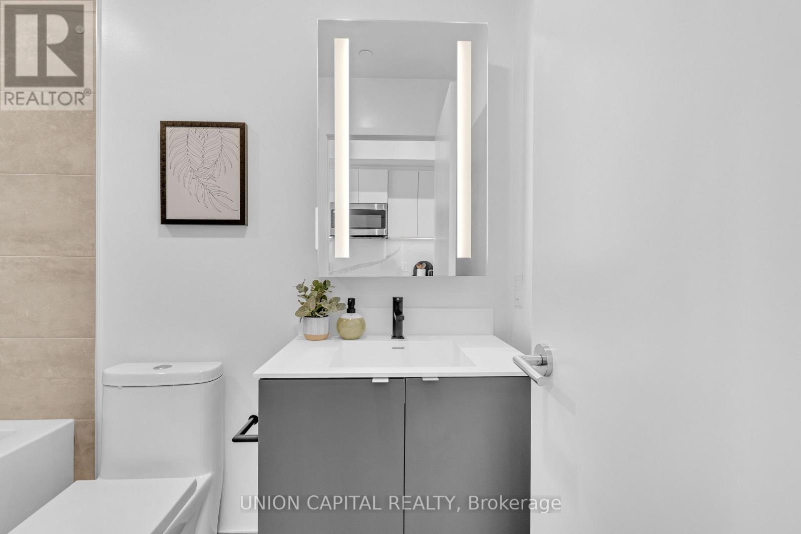 Photo 8 of 308 500 Dupont Street, Toronto ON
