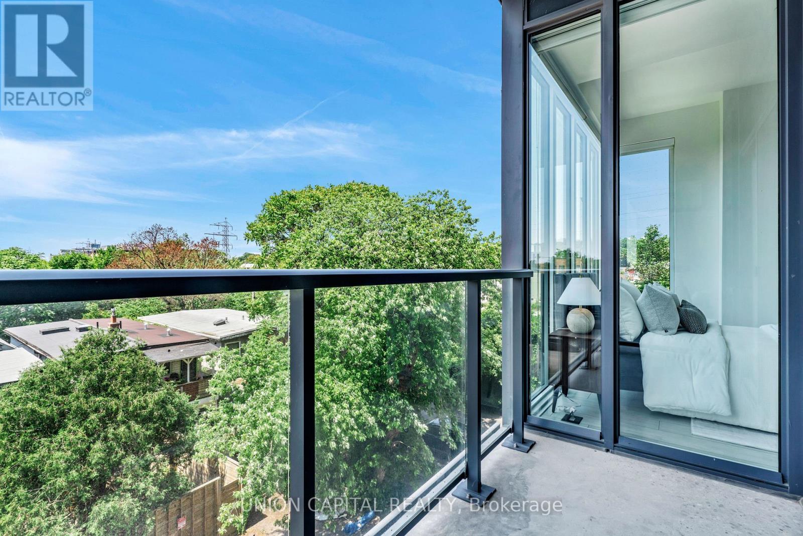 Photo 10 of 308 500 Dupont Street, Toronto ON