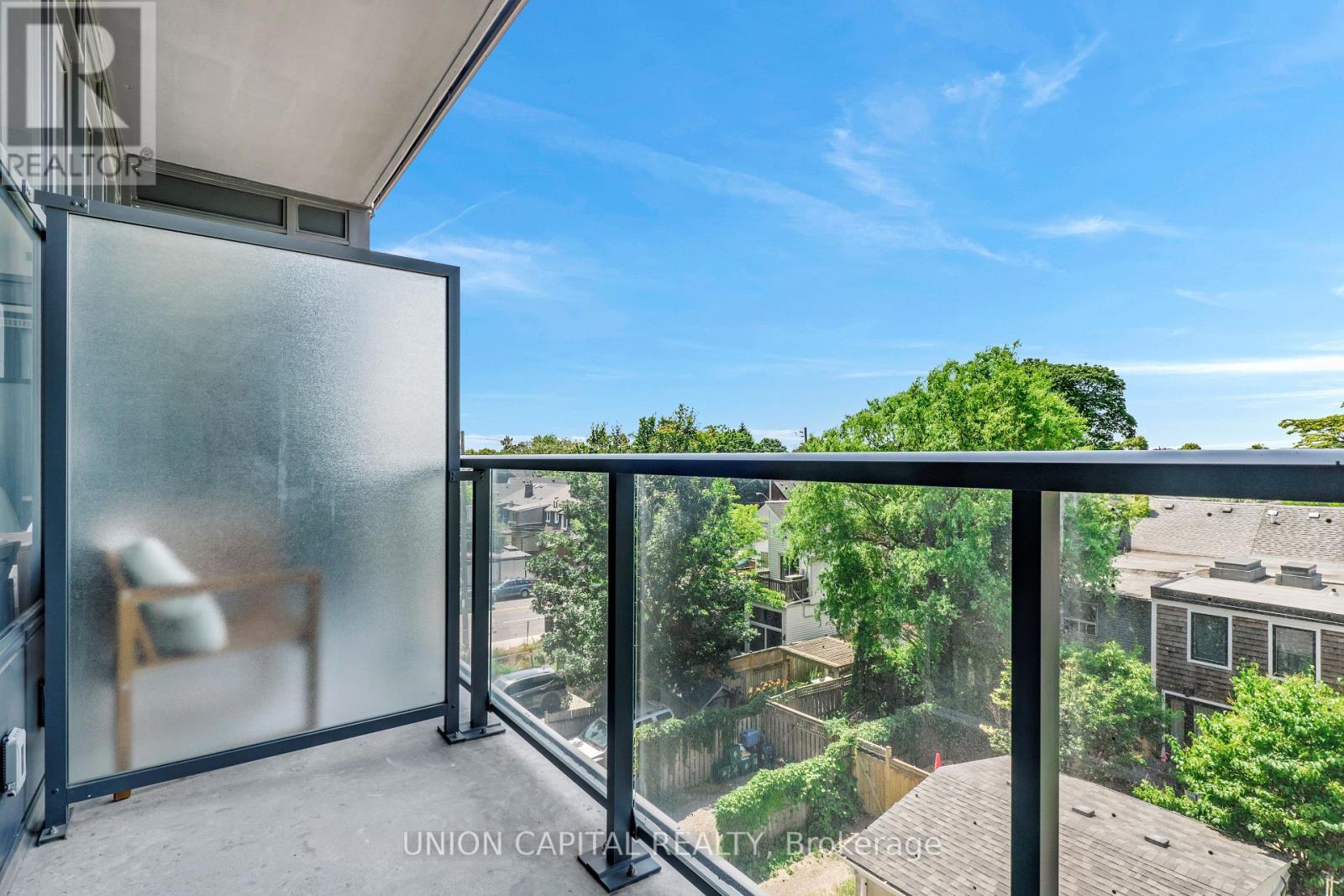 Photo 6 of 308 500 Dupont Street, Toronto ON