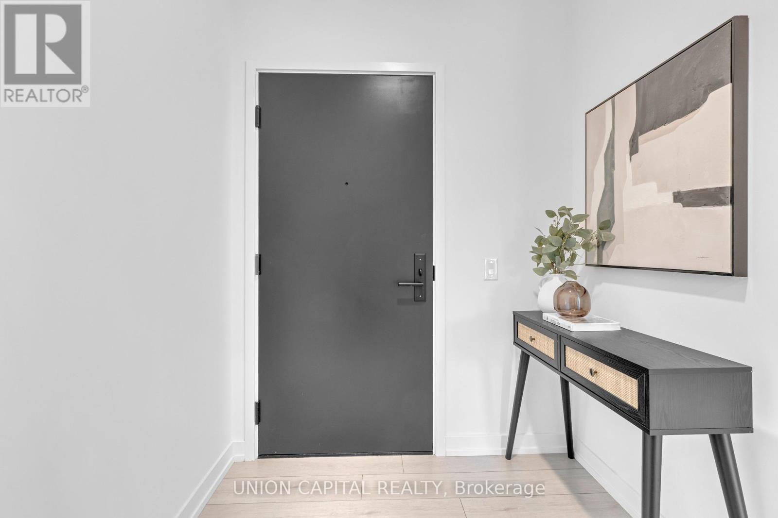 Photo 14 of 308 500 Dupont Street, Toronto ON