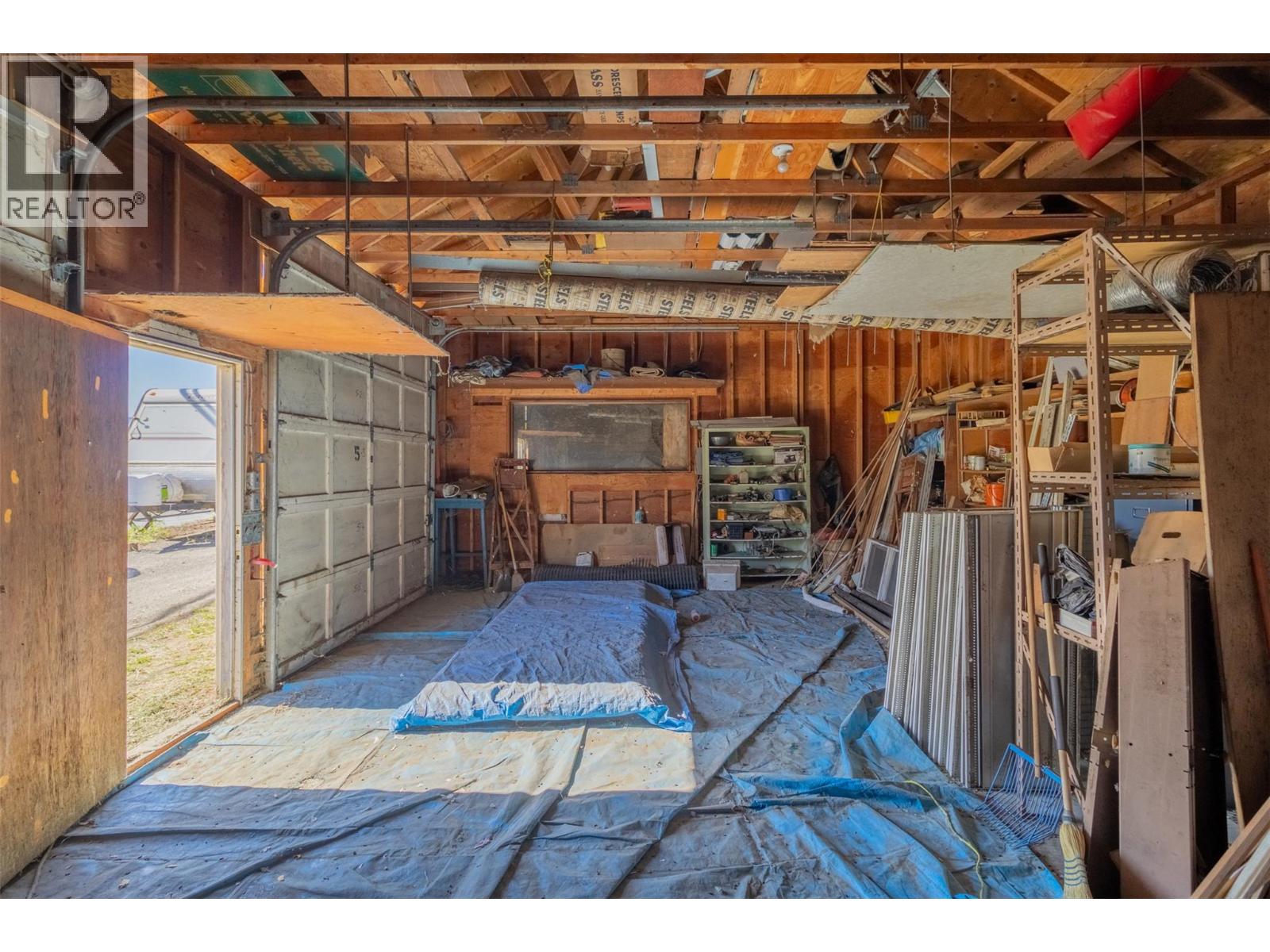 Photo 3 of 2042 Westsyde Road Road, Kamloops BC