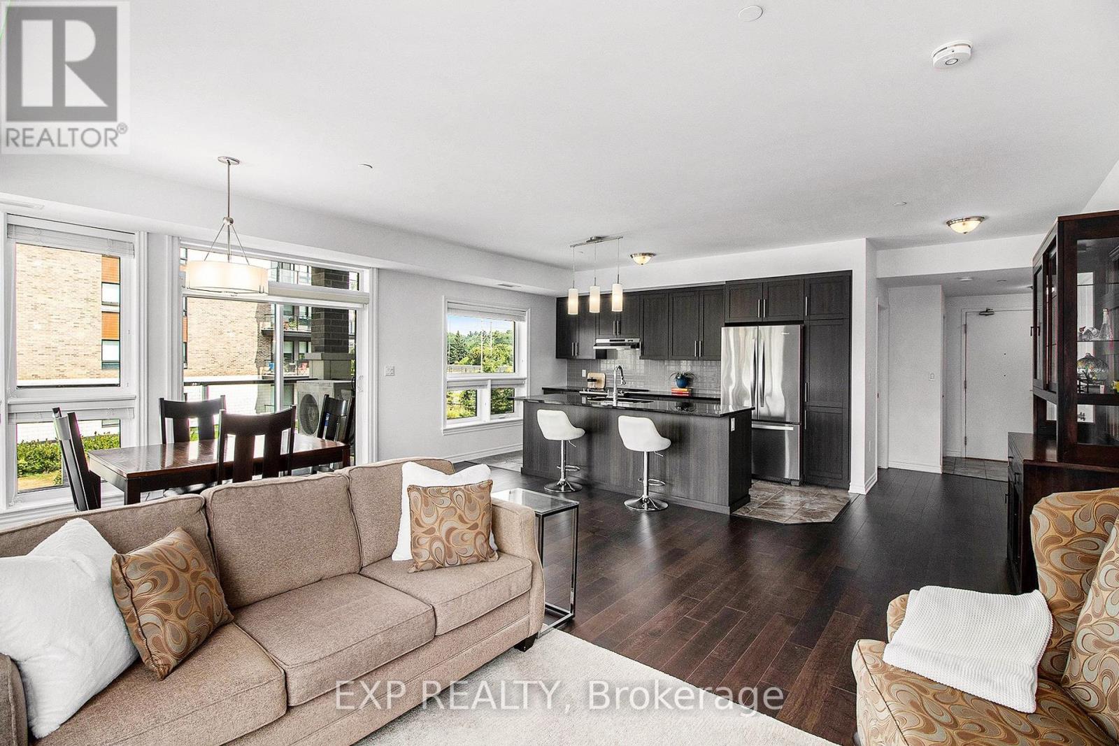 Photo 6 of 202 120 Prestige Circle, Ottawa ON