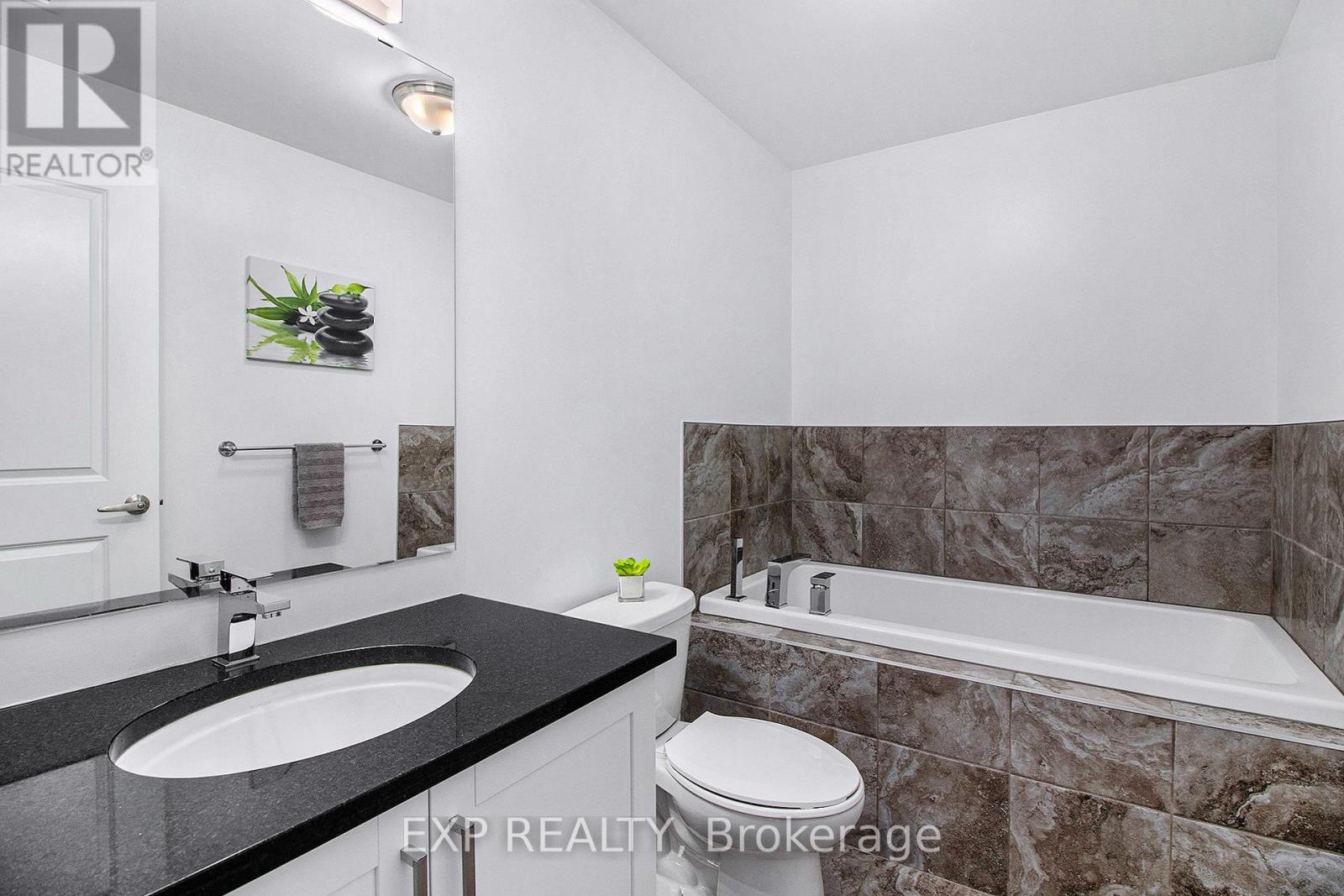 Photo 14 of 202 120 Prestige Circle, Ottawa ON