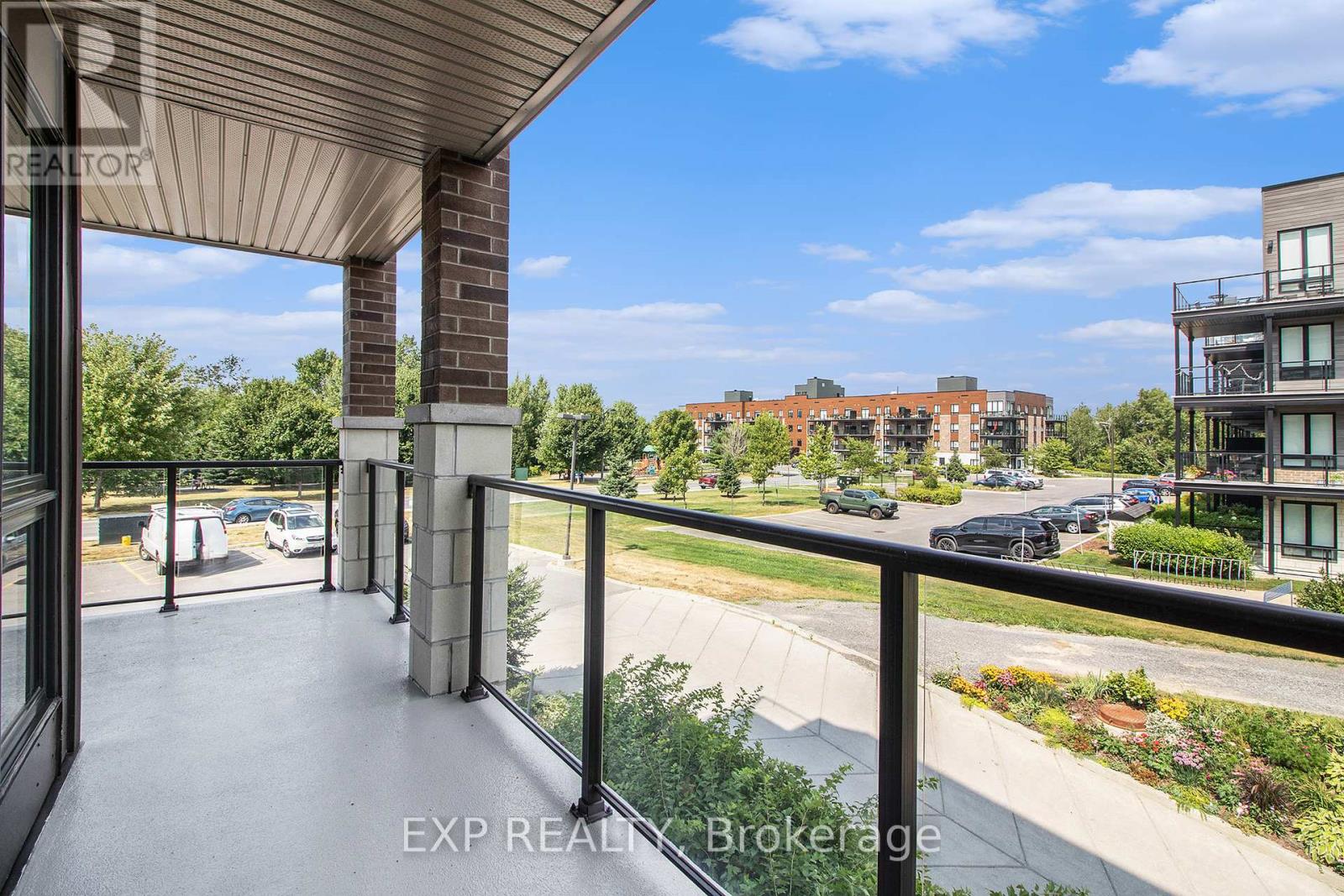 Photo 26 of 202 120 Prestige Circle, Ottawa ON