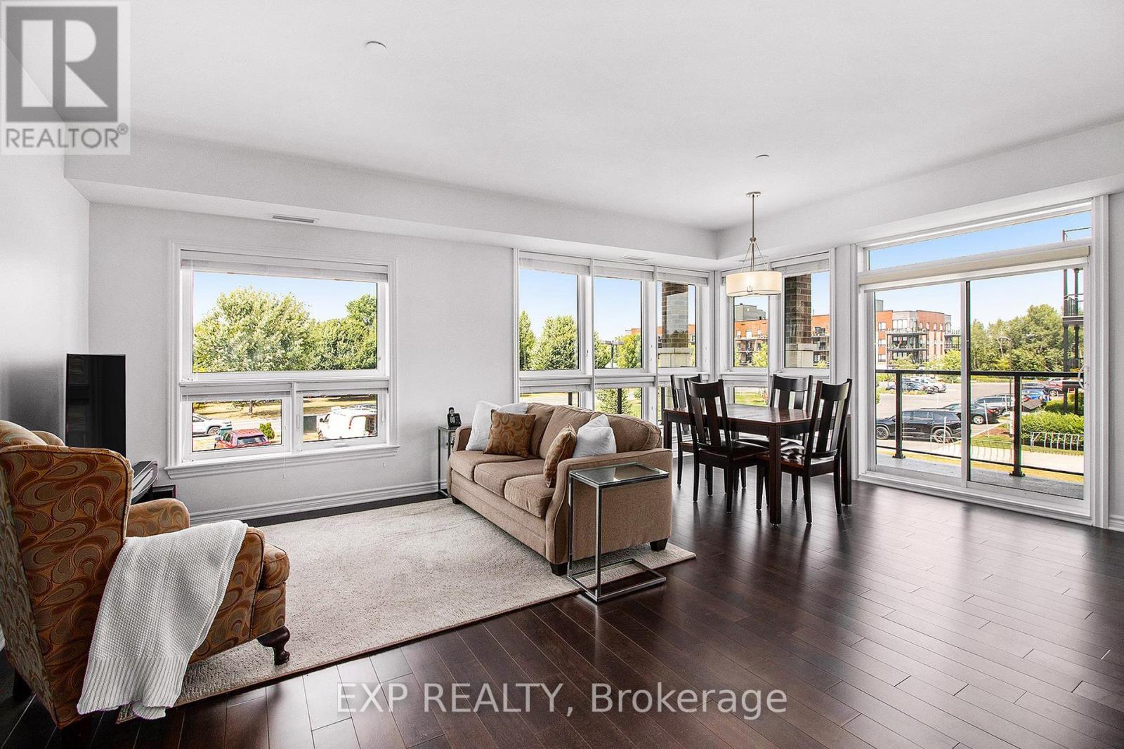 Photo 22 of 202 120 Prestige Circle, Ottawa ON