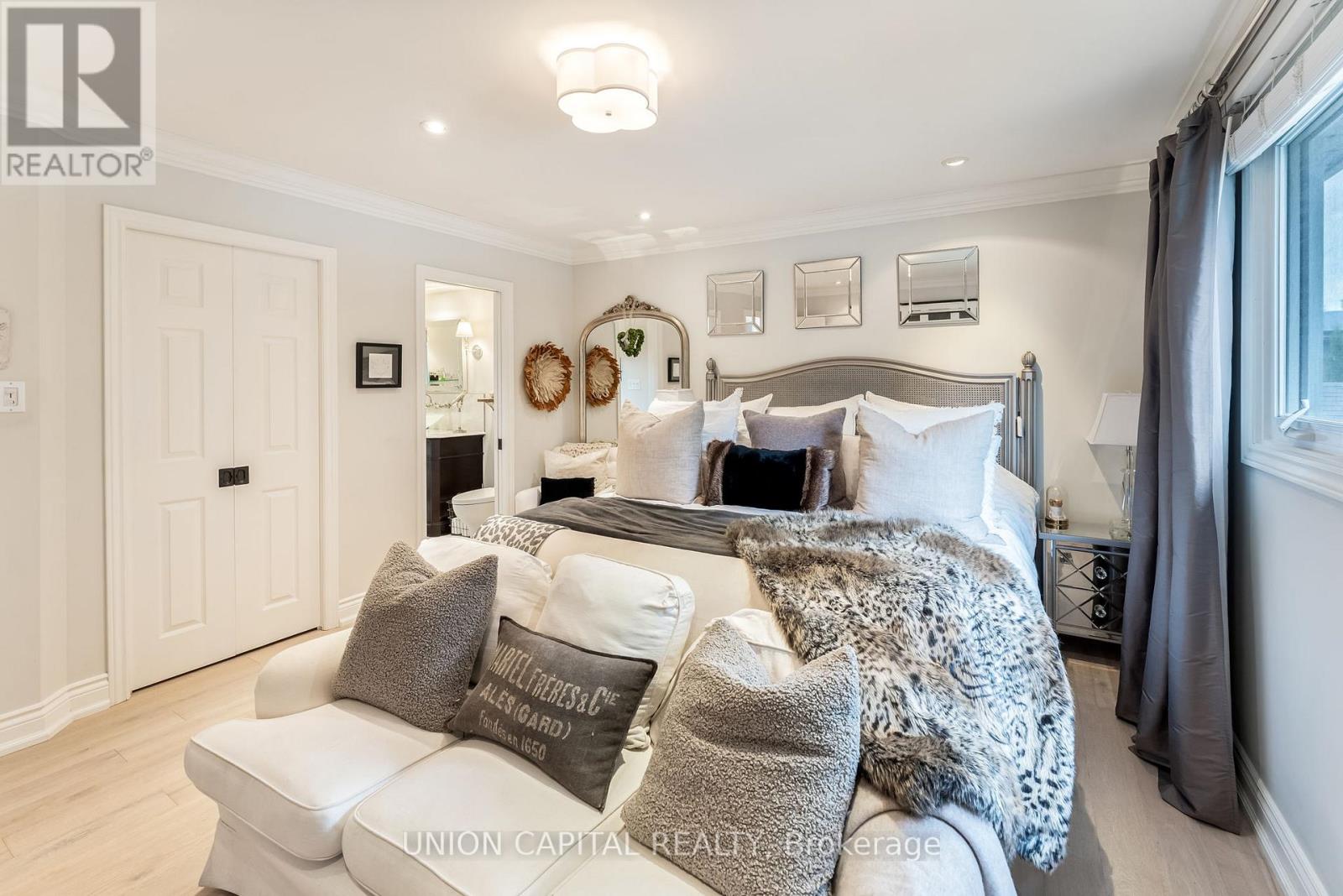 Photo 15 of 123 Imperial Crescent, Bradford West Gwillimbury ON
