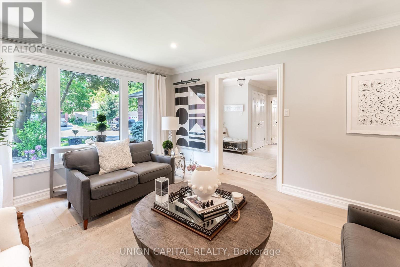 Photo 16 of 123 Imperial Crescent, Bradford West Gwillimbury ON