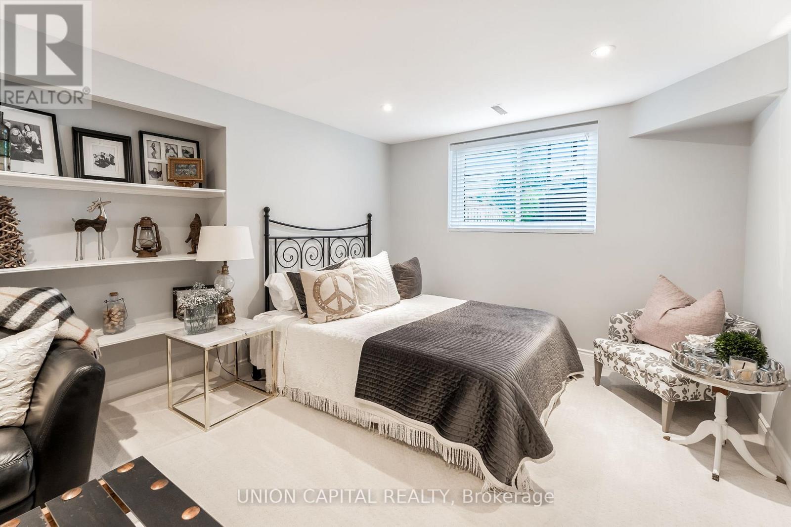 Photo 17 of 123 Imperial Crescent, Bradford West Gwillimbury ON