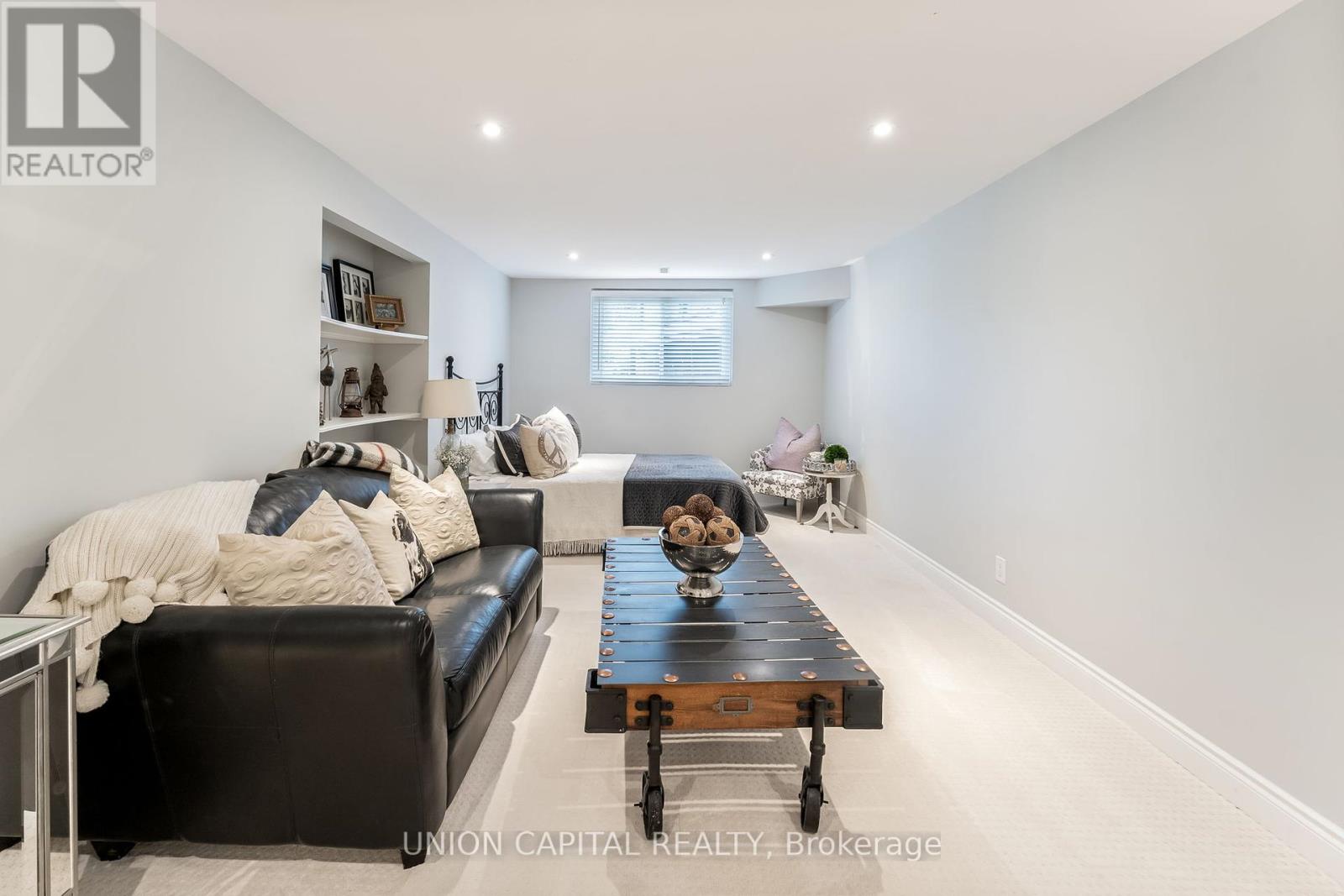 Photo 40 of 123 Imperial Crescent, Bradford West Gwillimbury ON
