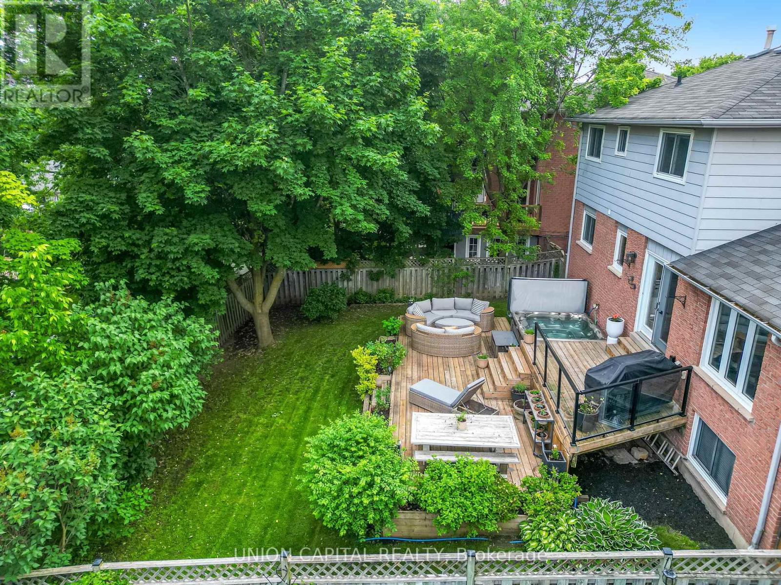 Photo 42 of 123 Imperial Crescent, Bradford West Gwillimbury ON