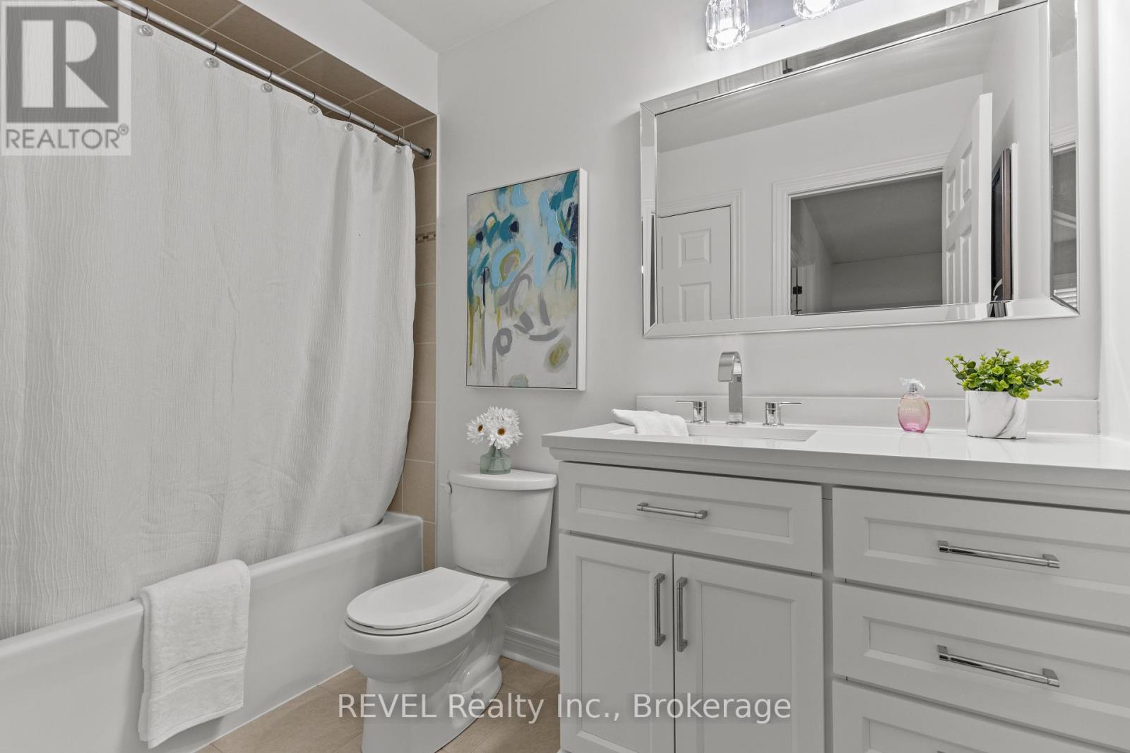 Photo 22 of 33 Haynes Court, Niagaraonthelake ON