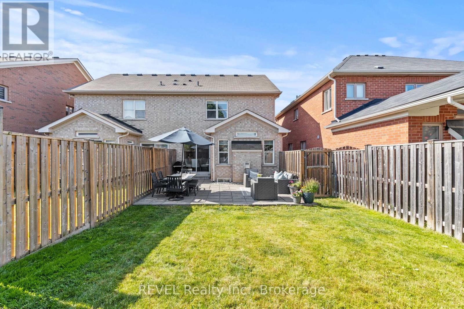 Photo 27 of 33 Haynes Court, Niagaraonthelake ON