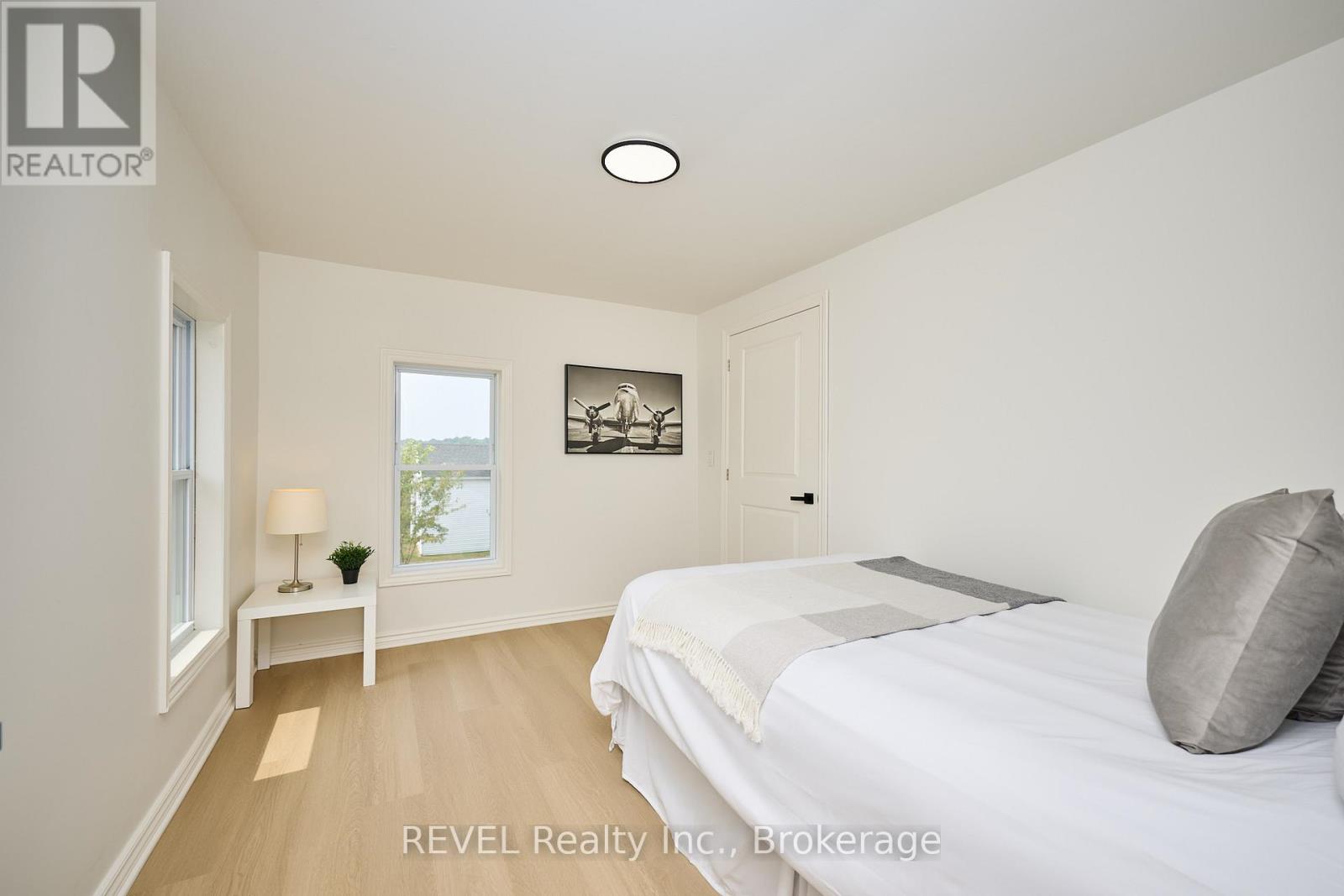 Photo 14 of 13717 Ort Road, Niagara Falls ON