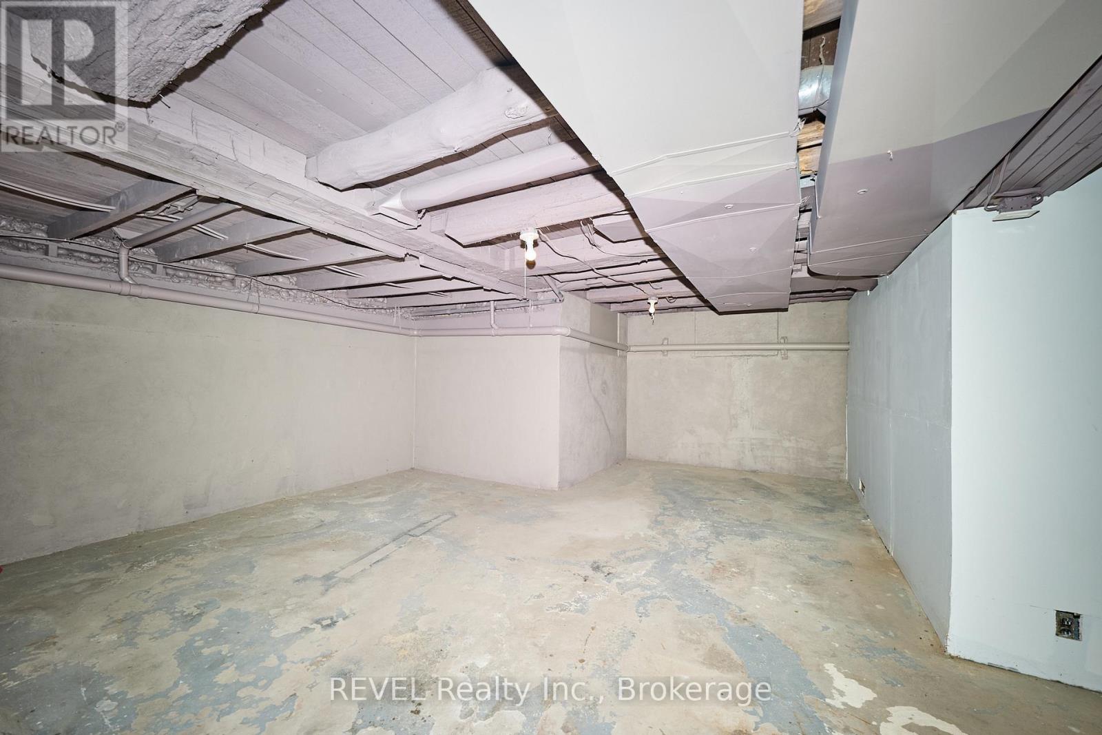 Photo 15 of 13717 Ort Road, Niagara Falls ON