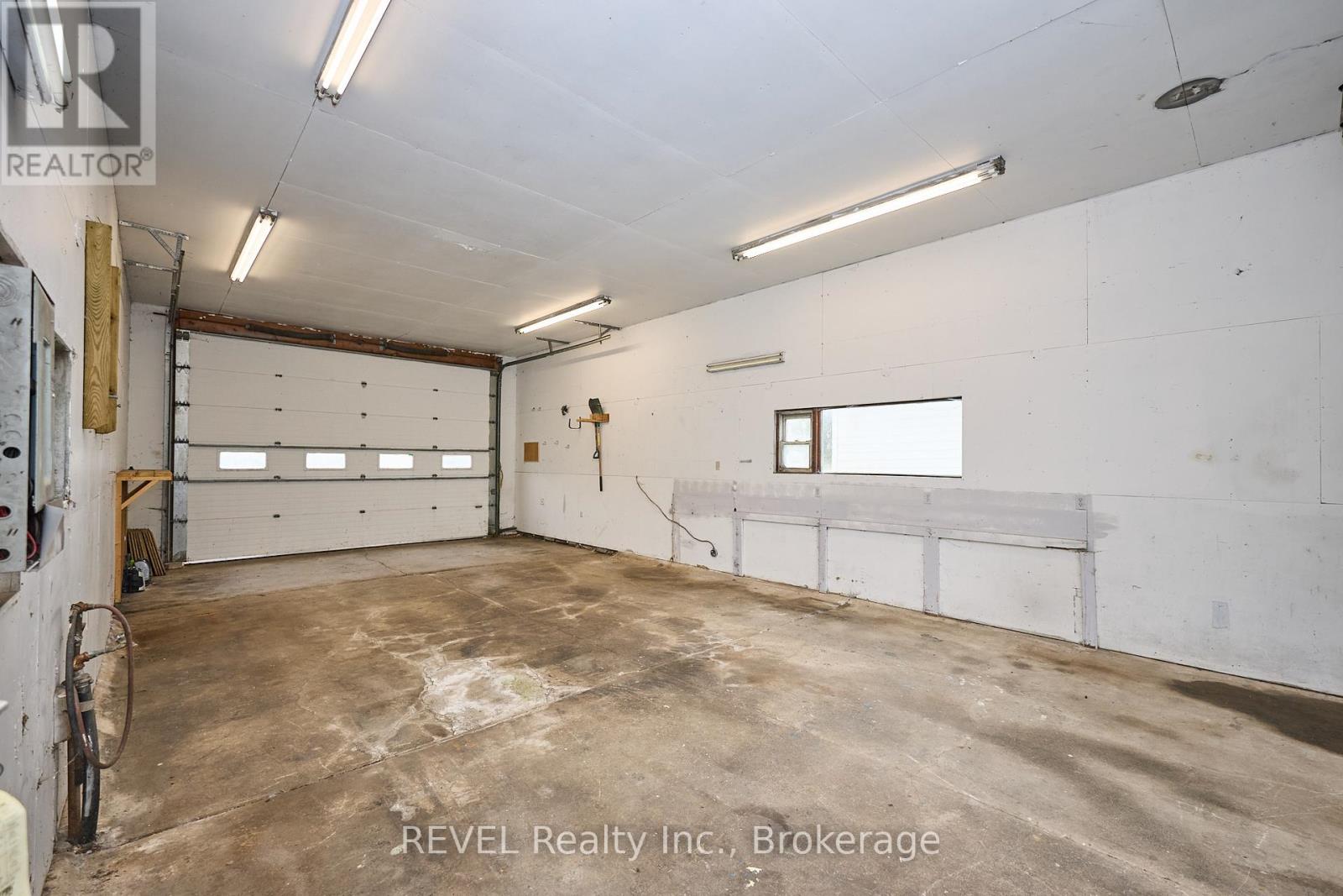 Photo 29 of 13717 Ort Road, Niagara Falls ON