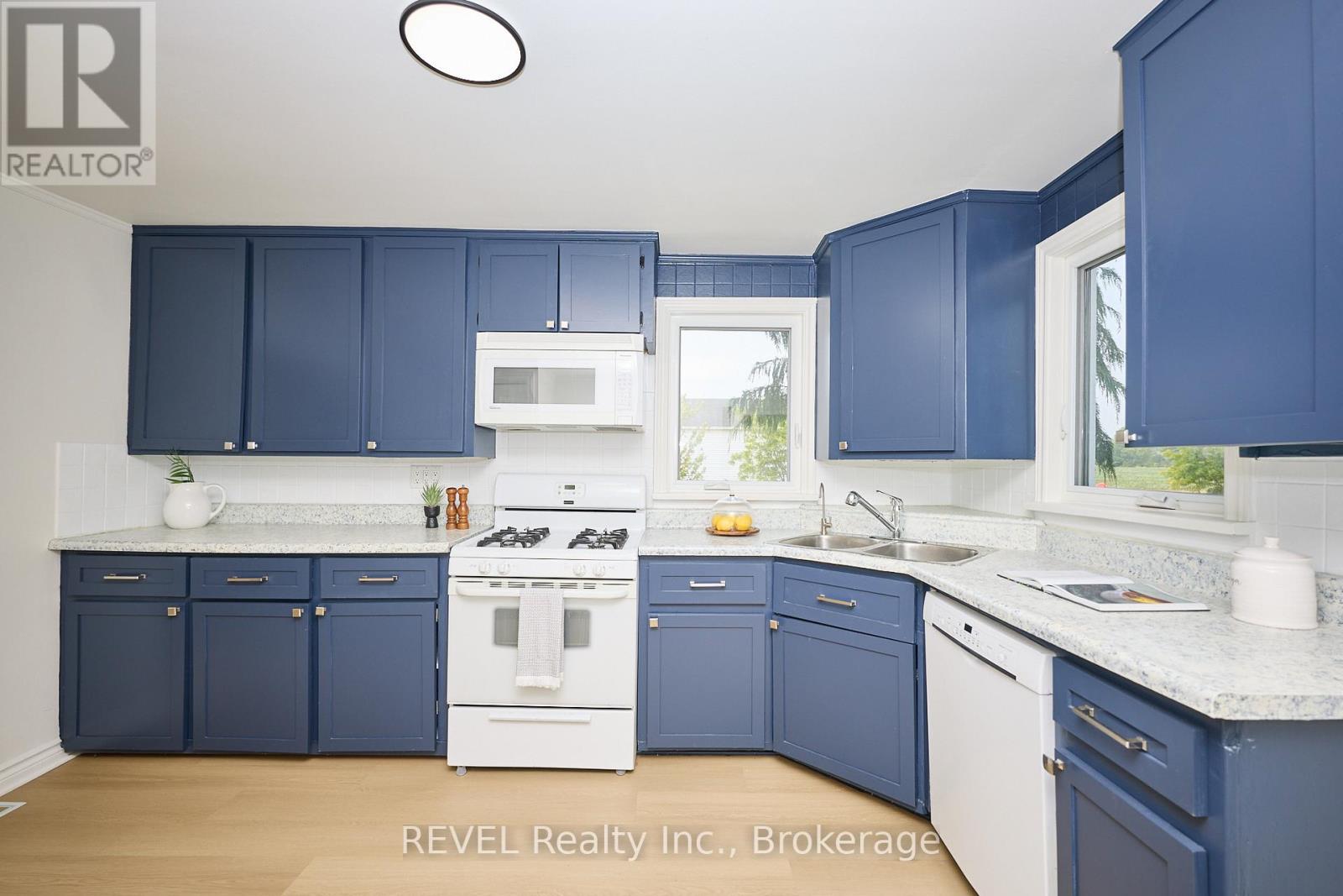 Photo 47 of 13717 Ort Road, Niagara Falls ON
