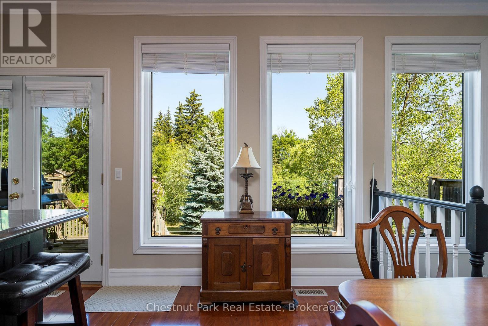 Photo 22 of 77 Findlay Drive, Collingwood ON
