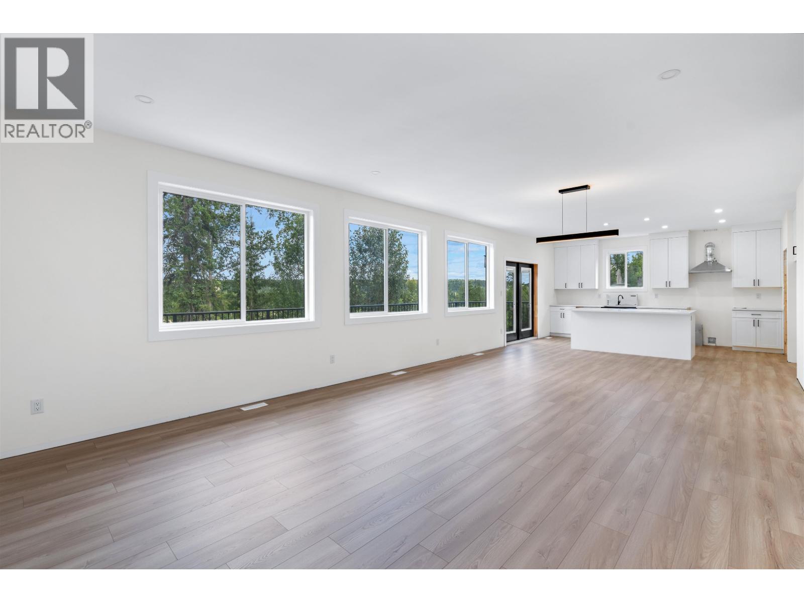 Photo 7 of 160 4393 Cowart Road, Prince George BC