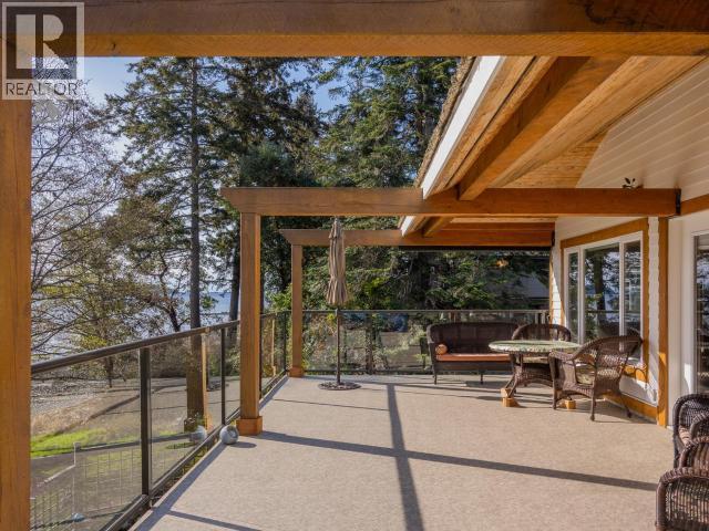 4810 SANDERSON ROAD, Texada Island